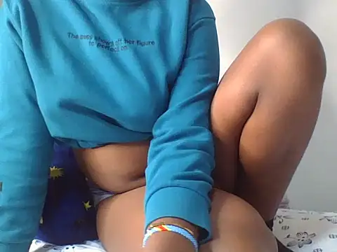Snapshot of prettynina chatting on 04/28/26, 10:48 prettynina online show from 04/28/26, 10:48