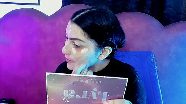 Snapshot of sophy_rock chatting on 06/09/26, 03:34 sophy rock online show from 06/09/26, 03:34
