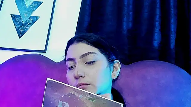 Snapshot of sophy_rock chatting on 06/11/26, 07:34 sophy rock online show from 06/11/26, 07:34