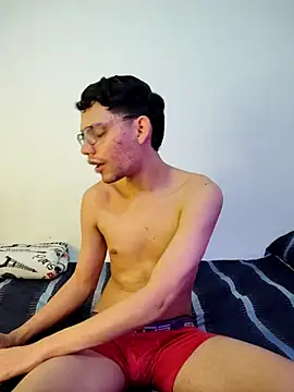 Diego-Monsalve online show from 10/13/25, 07:36