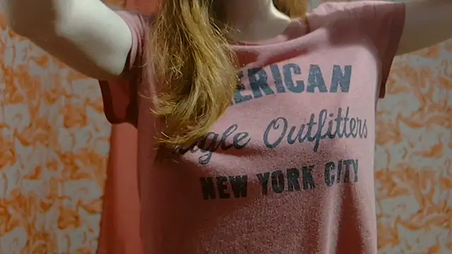 strawberrysmoothie online show from 01/19/25, 01:21