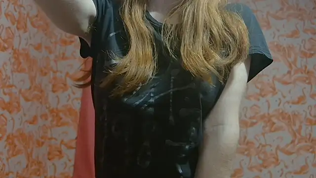 strawberrysmoothie online show from 02/09/25, 02:06