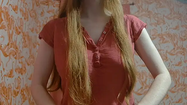 strawberrysmoothie online show from 03/02/26, 02:36