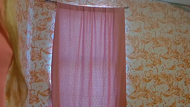 Snapshot of strawberrysmoothie chatting on 03/25/26, 07:31 strawberrysmoothie online show from 03/25/26, 07:31