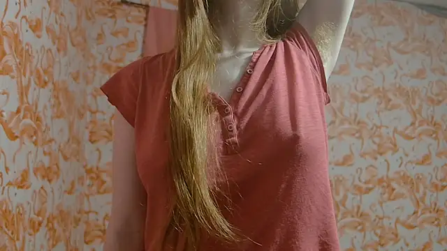 Snapshot of strawberrysmoothie chatting on 03/28/26, 12:32 strawberrysmoothie online show from 03/28/26, 12:32