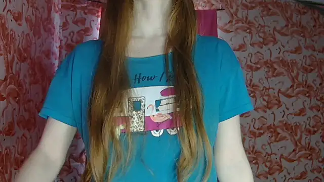 Snapshot of strawberrysmoothie chatting on 04/09/26, 07:30 strawberrysmoothie online show from 04/09/26, 07:30