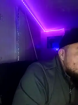 Snapshot of Spunonymous chatting on 12/27/24, 04:58 Spunonymous online show from 12/27/24, 04:58