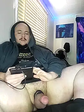 Snapshot of Spunonymous chatting on 01/05/25, 08:10 Spunonymous online show from 01/05/25, 08:10