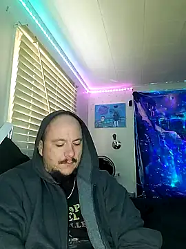 Snapshot of Spunonymous chatting on 01/10/25, 01:41 Spunonymous online show from 01/10/25, 01:41