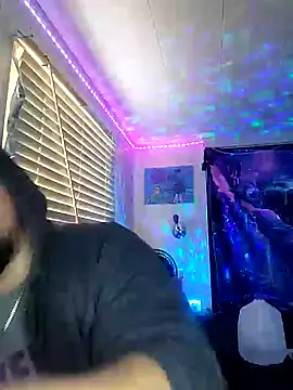 Snapshot of Spunonymous chatting on 01/12/25, 08:47 Spunonymous online show from 01/12/25, 08:47