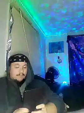 Snapshot of Spunonymous chatting on 01/13/25, 02:07 Spunonymous online show from 01/13/25, 02:07