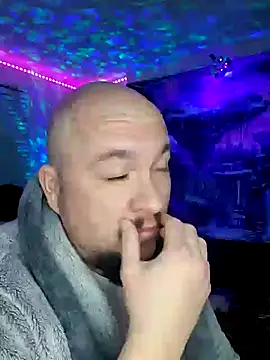 Snapshot of Spunonymous chatting on 01/16/25, 07:38 Spunonymous online show from 01/16/25, 07:38