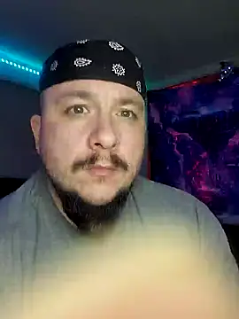 Snapshot of Spunonymous chatting on 01/21/25, 02:22 Spunonymous online show from 01/21/25, 02:22