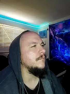 Snapshot of Spunonymous chatting on 01/24/25, 02:51 Spunonymous online show from 01/24/25, 02:51