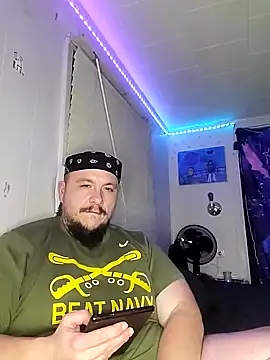 Snapshot of Spunonymous chatting on 01/26/25, 10:23 Spunonymous online show from 01/26/25, 10:23