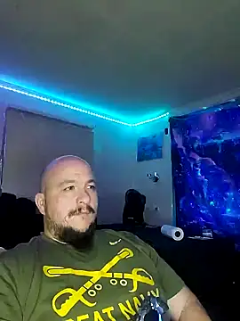 Snapshot of Spunonymous chatting on 01/28/25, 04:39 Spunonymous online show from 01/28/25, 04:39