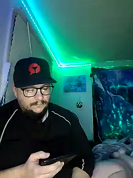 Snapshot of Spunonymous chatting on 02/05/25, 02:29 Spunonymous online show from 02/05/25, 02:29