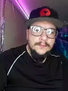 Snapshot of Spunonymous chatting on 02/05/25, 05:30 Spunonymous online show from 02/05/25, 05:30