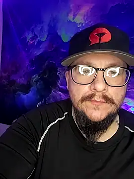 Snapshot of Spunonymous chatting on 02/12/25, 02:56 Spunonymous online show from 02/12/25, 02:56