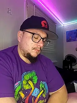 Snapshot of Spunonymous chatting on 02/27/25, 12:34 Spunonymous online show from 02/27/25, 12:34