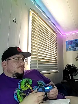 Snapshot of Spunonymous chatting on 02/28/25, 08:07 Spunonymous online show from 02/28/25, 08:07