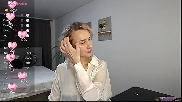 Vanessa Nowak online show from 01/19/25, 03:21