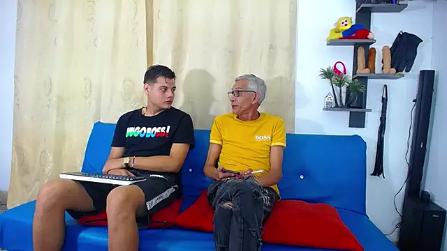 Leon hot X online show from 10/17/25, 12:14