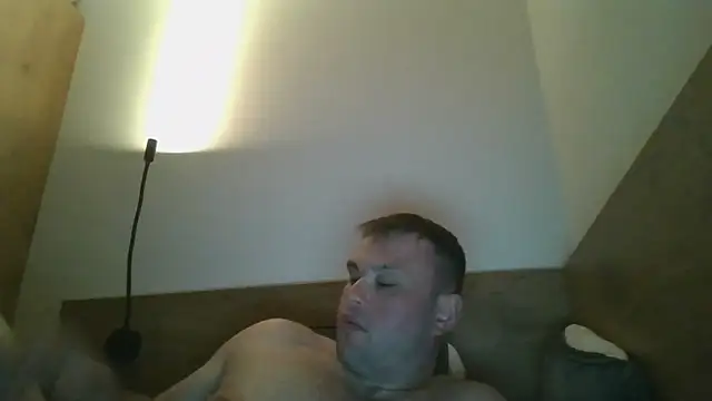 hotshot5395 online show from 09/15/25, 06:41