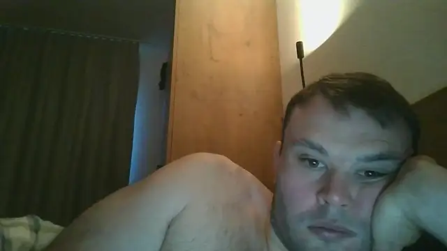 hotshot5395 online show from 09/28/25, 05:02