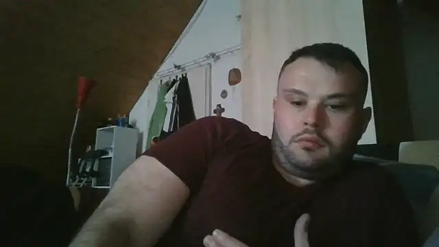 hotshot5395 online show from 03/19/26, 03:38