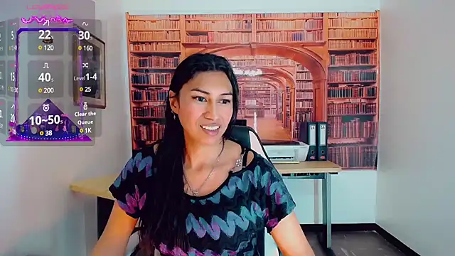 khiara moretti online show from 12/17/24, 07:26