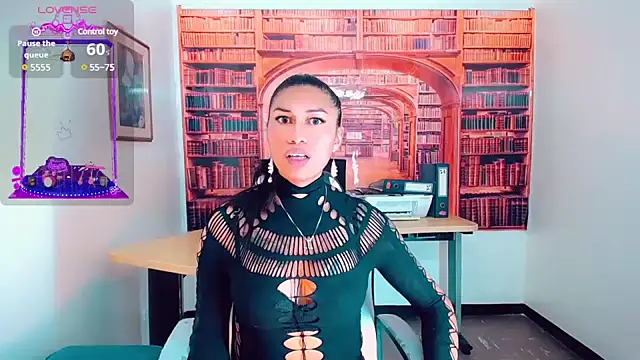 khiara moretti online show from 01/27/25, 07:35