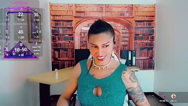 khiara moretti online show from 02/01/25, 10:44