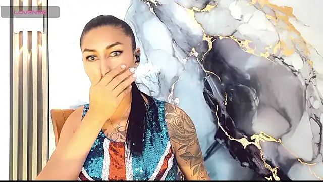 khiara moretti online show from 01/09/26, 07:26