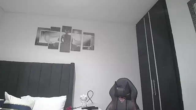 Snapshot of muscle_ares chatting on 01/27/25, 11:43 muscle ares online show from 01/27/25, 11:43