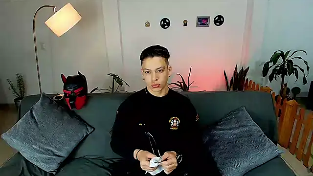 Baxter Dex online show from 02/04/25, 02:28