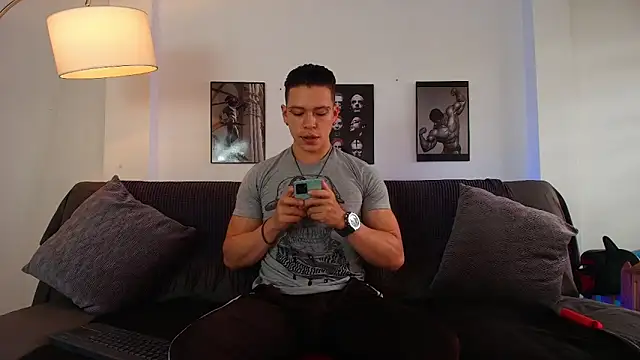 Snapshot of Baxter_Dex chatting on 12/15/25, 06:23 Baxter Dex online show from 12/15/25, 06:23