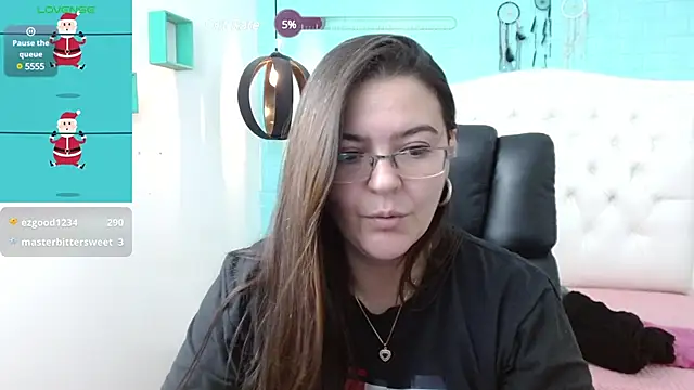 Snapshot of MsJossie chatting on 12/22/24, 07:33 MsJossie online show from 12/22/24, 07:33