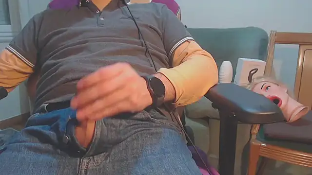 master4subslut online show from 02/23/25, 05:34