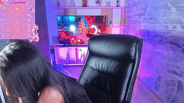 Snapshot of Agathaargent_ chatting on 12/21/24, 02:15 Agathaargent  online show from 12/21/24, 02:15