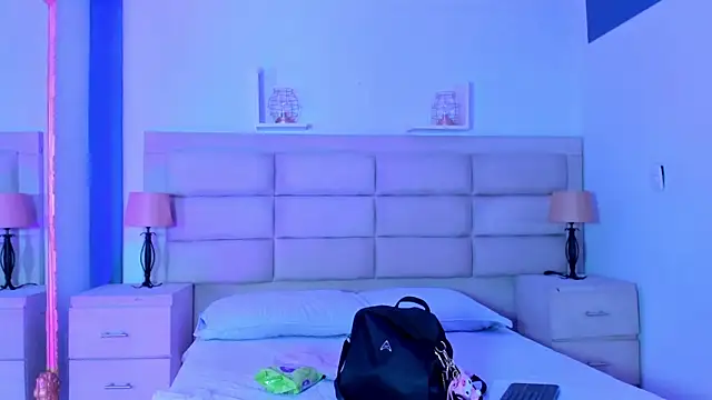 Agathaargent  online show from 10/29/25, 04:15