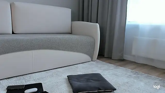 AmelinaLove online show from 04/10/26, 02:17