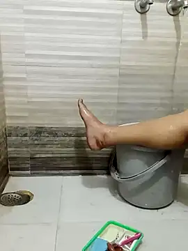 Snapshot of Shoni__ chatting on 12/07/24, 08:44 Shoni online show from 12/07/24, 08:44