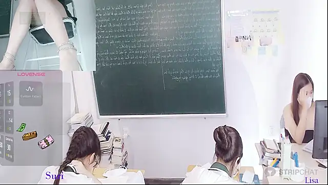 Snapshot of _Math_ chatting on 06/11/26, 02:53 Math online show from 06/11/26, 02:53