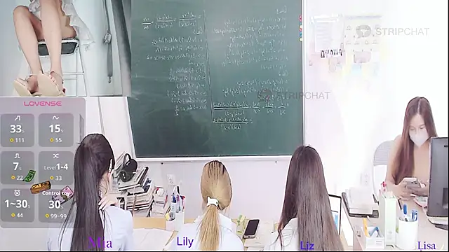 Snapshot of _Math_ chatting on 06/13/26, 01:03 Math online show from 06/13/26, 01:03