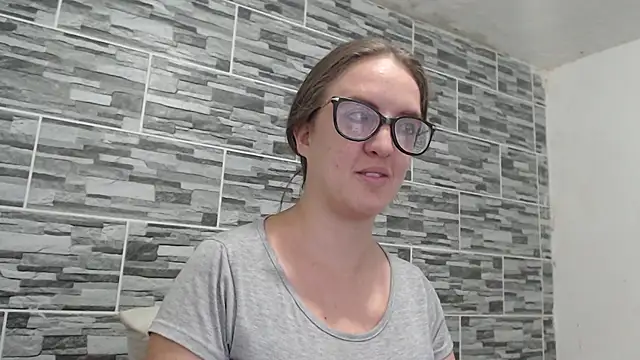 Venus Santana online show from 12/17/24, 12:23