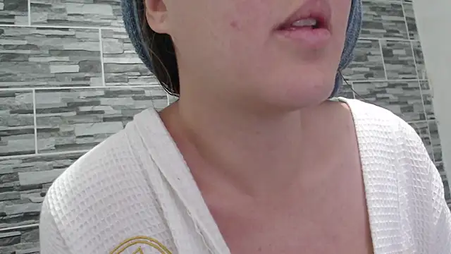 Venus Santana online show from 12/19/24, 06:45