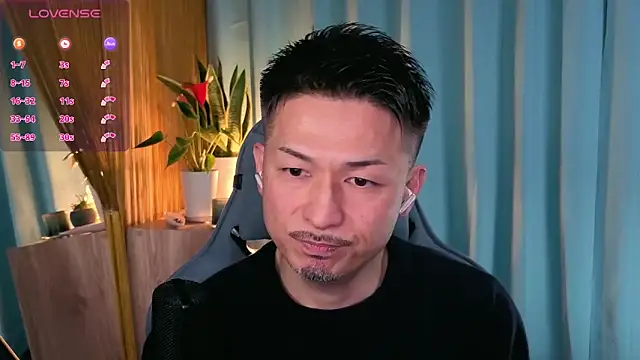 Snapshot of HARU-outdoor-x chatting on 03/11/25, 02:18 HARU-outdoor-x online show from 03/11/25, 02:18