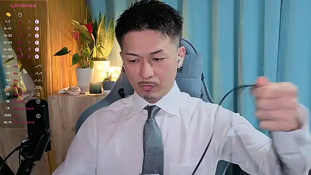 Snapshot of HARU-outdoor-x chatting on 03/22/25, 02:14 HARU-outdoor-x online show from 03/22/25, 02:14