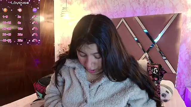 Miaa Smiith1 online show from 02/12/25, 12:22